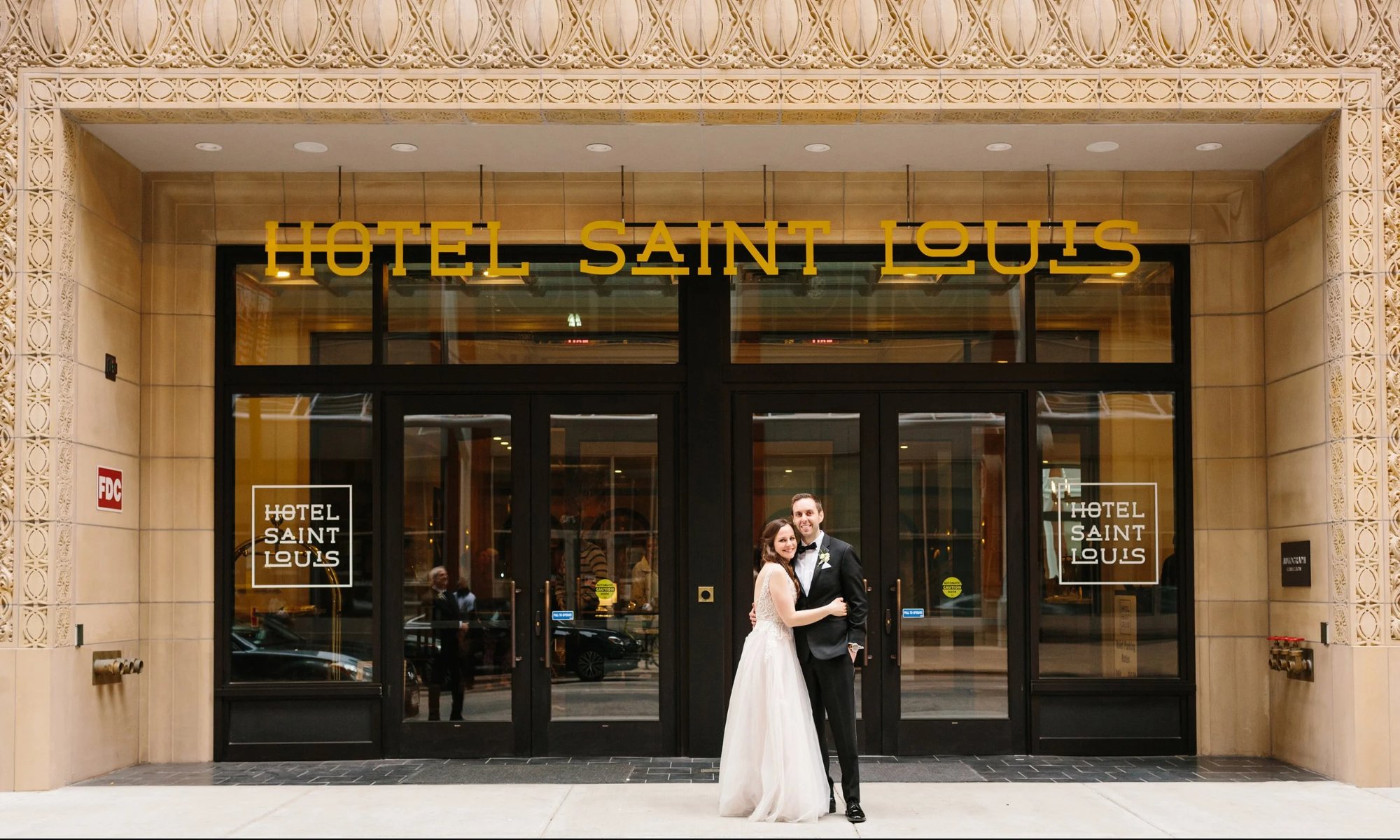 Hotel Saint Louis exterior